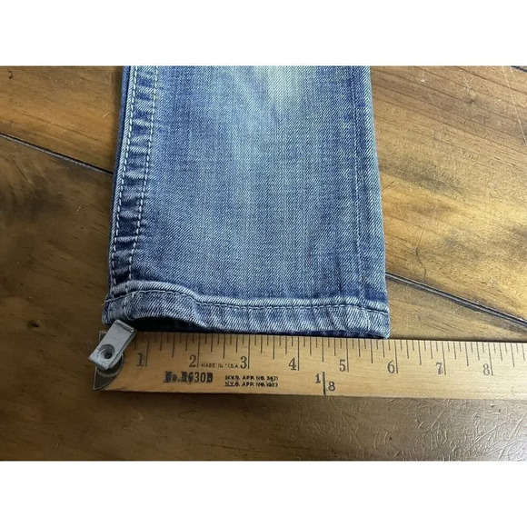 Miss Me Jeans Girls 10 Capri Medium Wash Light Fade JK5772P Cross Stitched - Picture 11 of 12